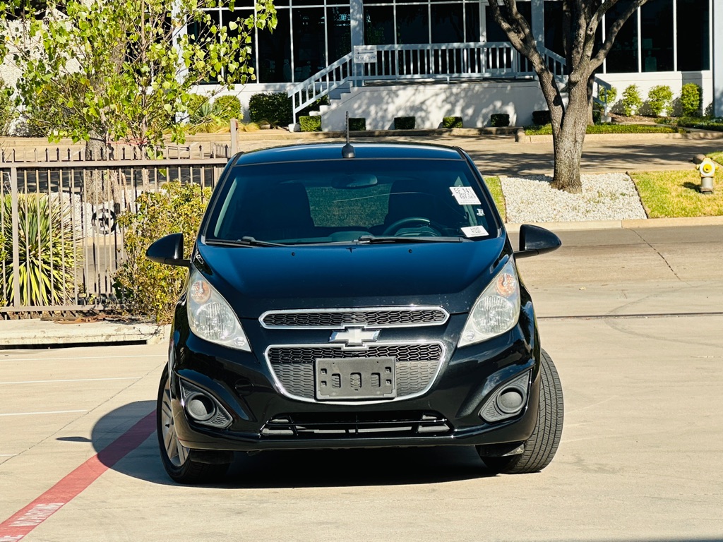 Photo 2 of this CHEVROLET SPARK