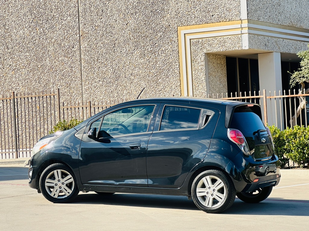 Photo 6 of this CHEVROLET SPARK