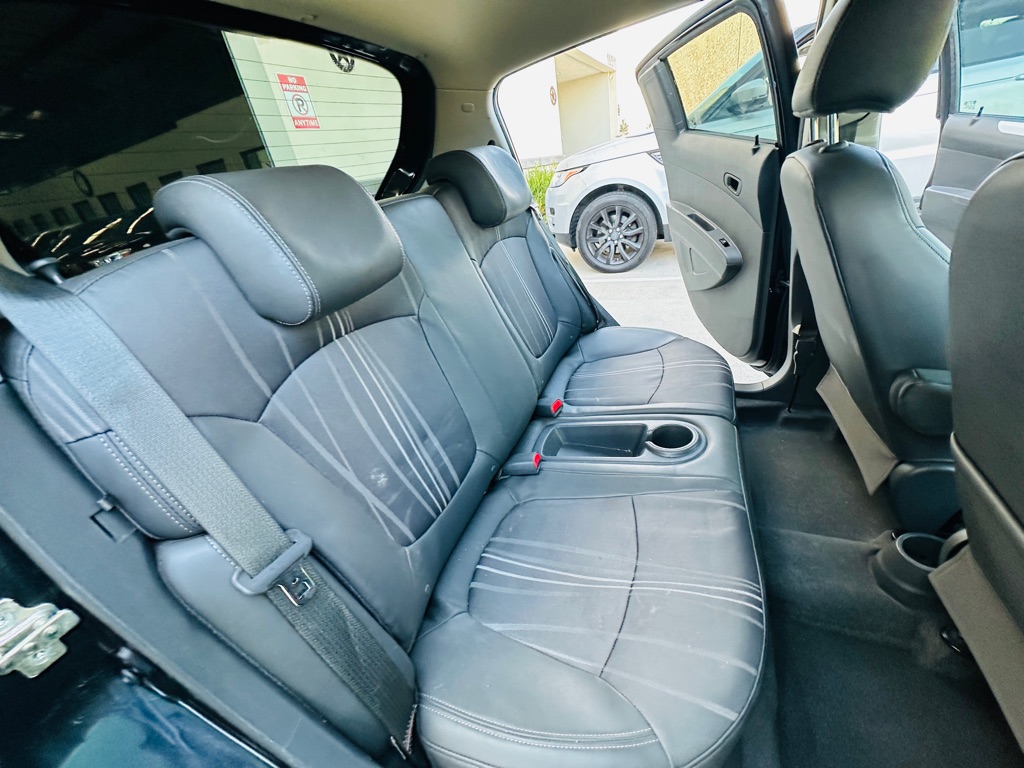 Photo 21 of this CHEVROLET SPARK