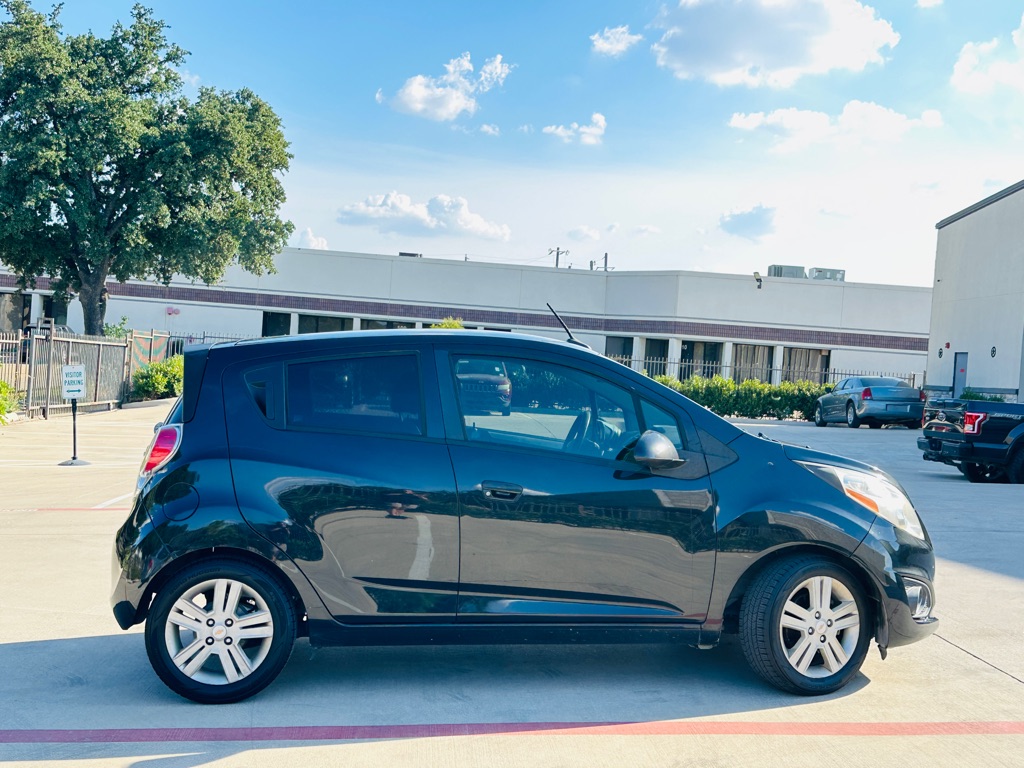 Photo 12 of this CHEVROLET SPARK