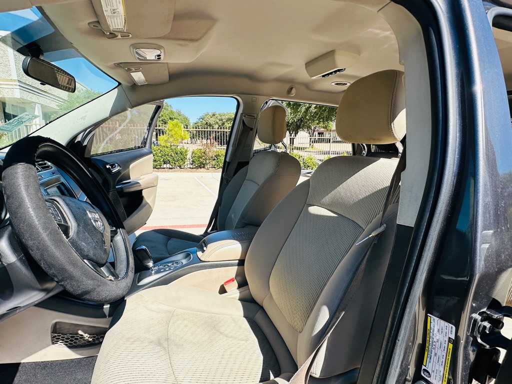 Photo 13 of this DODGE JOURNEY