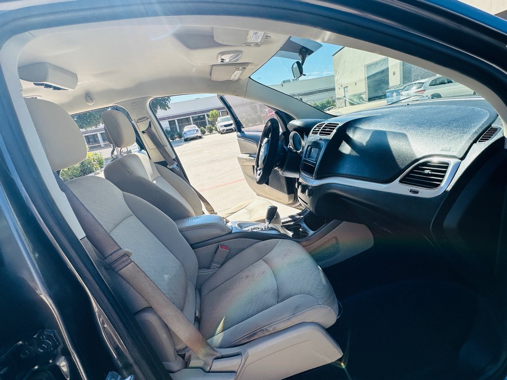 Photo 25 of this DODGE JOURNEY