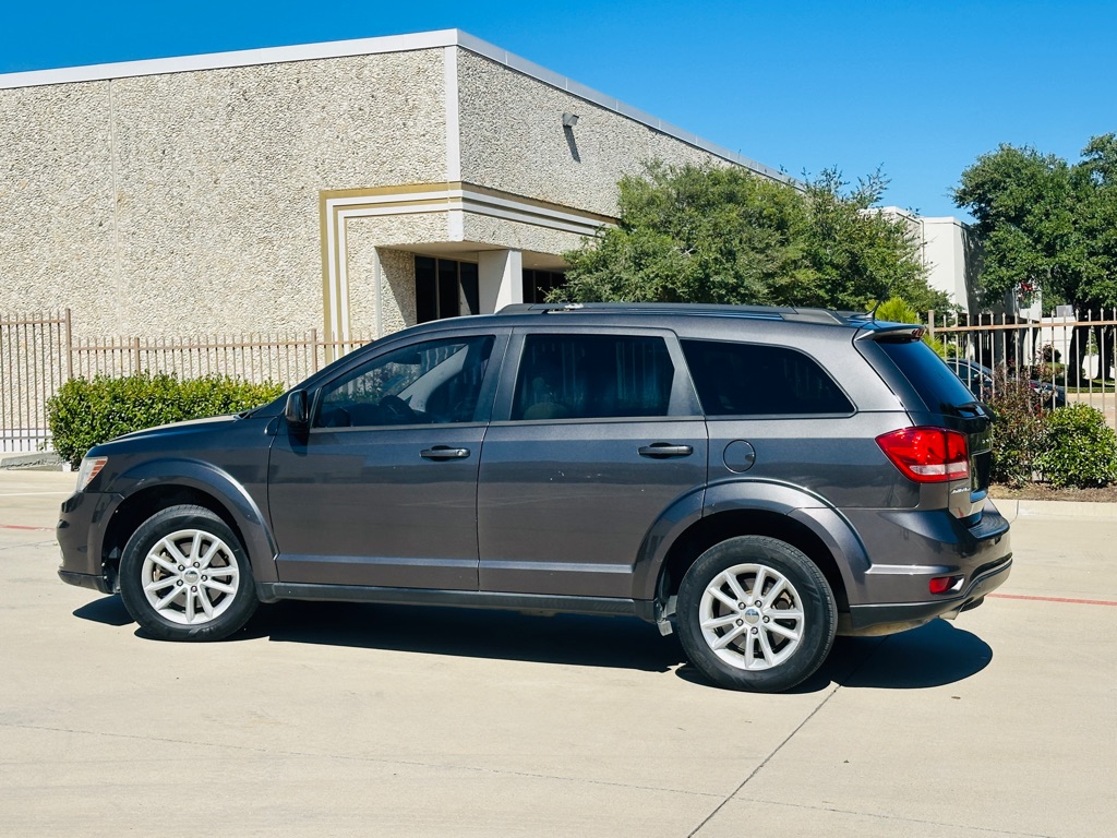 Photo 6 of this DODGE JOURNEY