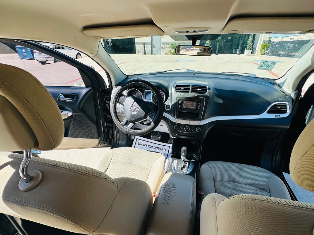 Photo 23 of this DODGE JOURNEY