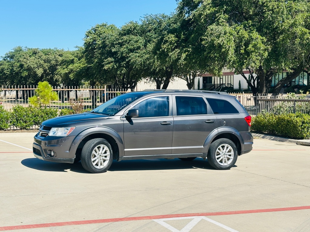 Photo 5 of this DODGE JOURNEY