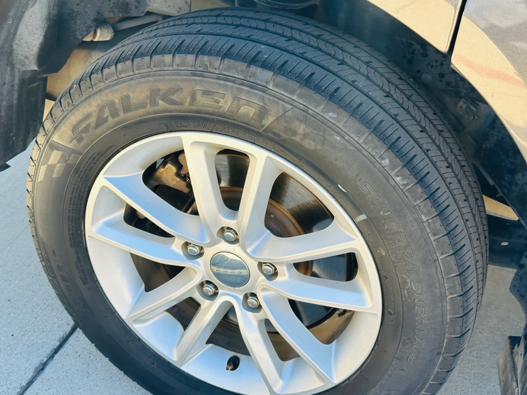 Photo 27 of this DODGE JOURNEY