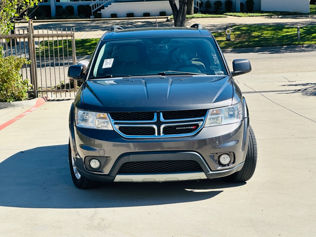 Photo 3 of this DODGE JOURNEY
