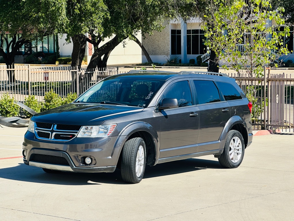 Photo 4 of this DODGE JOURNEY