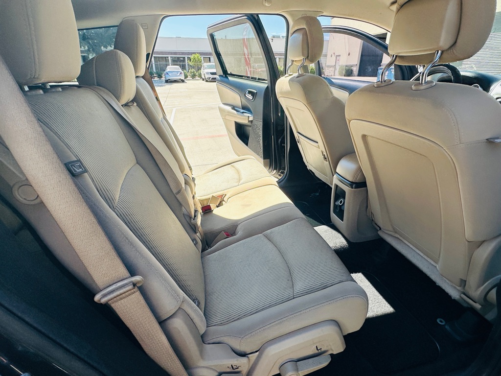 Photo 22 of this DODGE JOURNEY