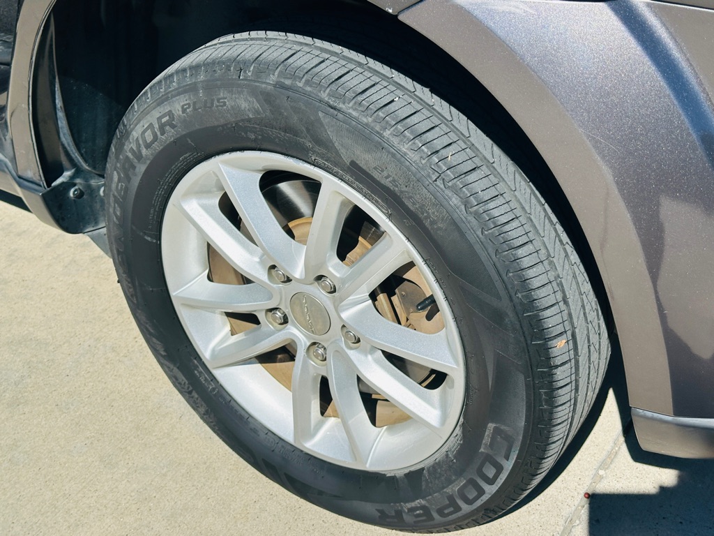 Photo 28 of this DODGE JOURNEY