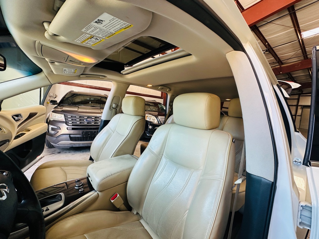 Photo 10 of this INFINITI QX60