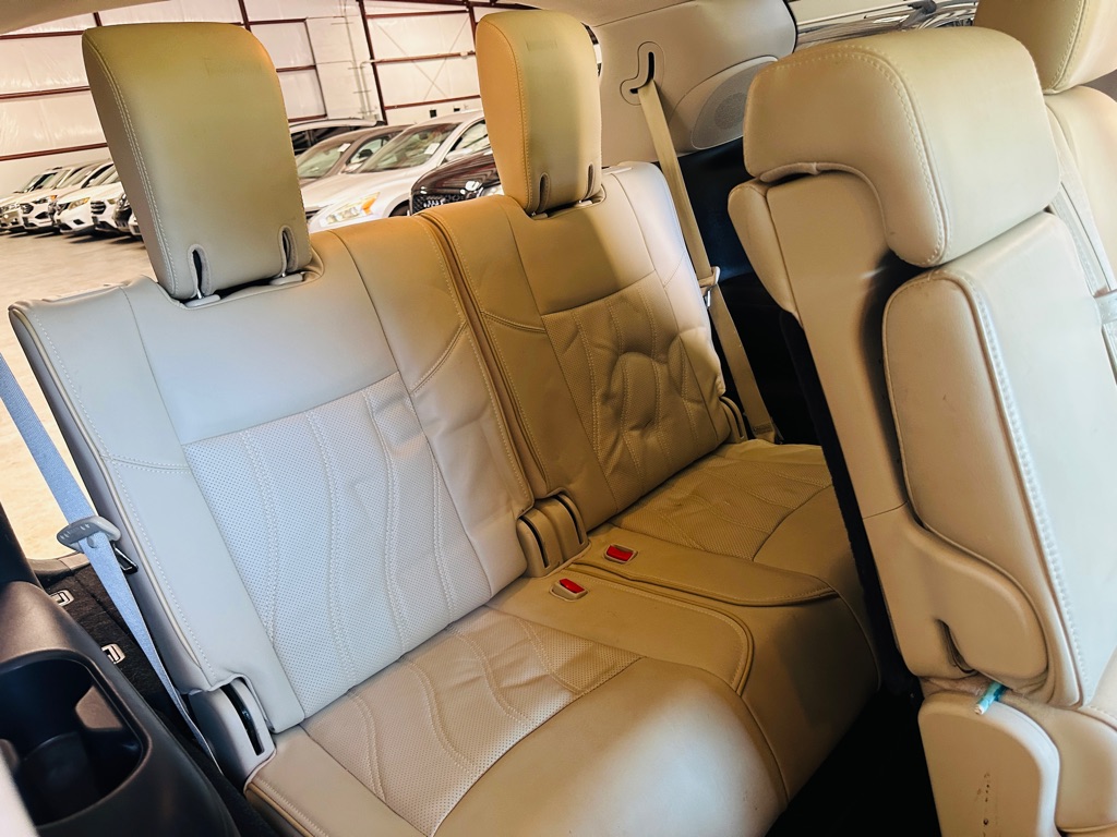 Photo 18 of this INFINITI QX60