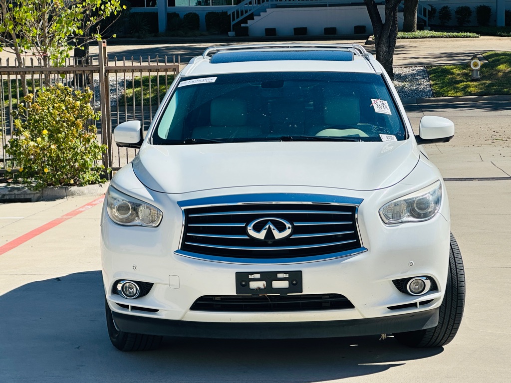 Photo 2 of this INFINITI QX60