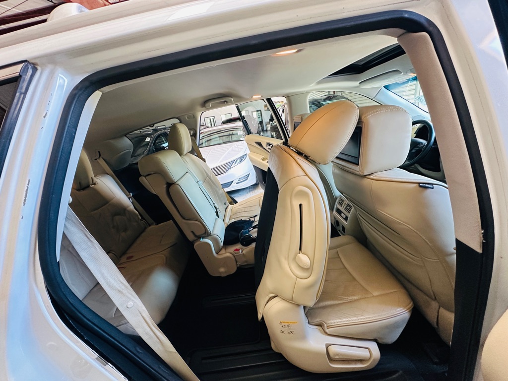 Photo 19 of this INFINITI QX60