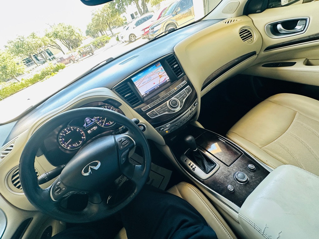 Photo 23 of this INFINITI QX60