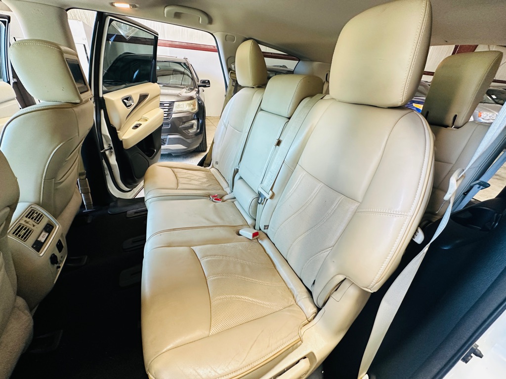 Photo 14 of this INFINITI QX60