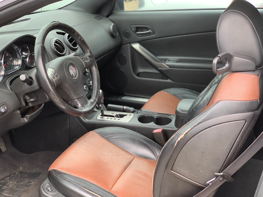 Photo 4 of this PONTIAC G6