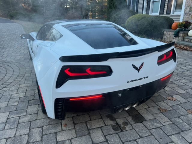 Photo 4 of this CHEVROLET CORVETTE