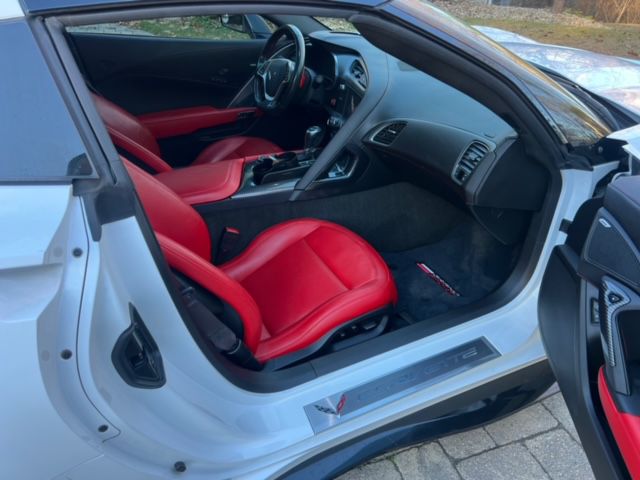 Photo 8 of this CHEVROLET CORVETTE