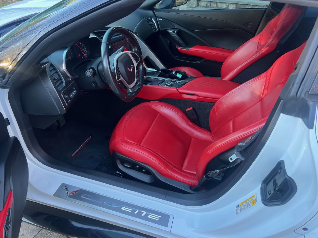 Photo 9 of this CHEVROLET CORVETTE