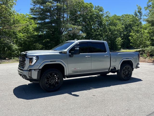 Photo 2 of this GMC SIERRA