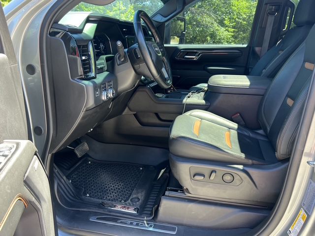 Photo 13 of this GMC SIERRA