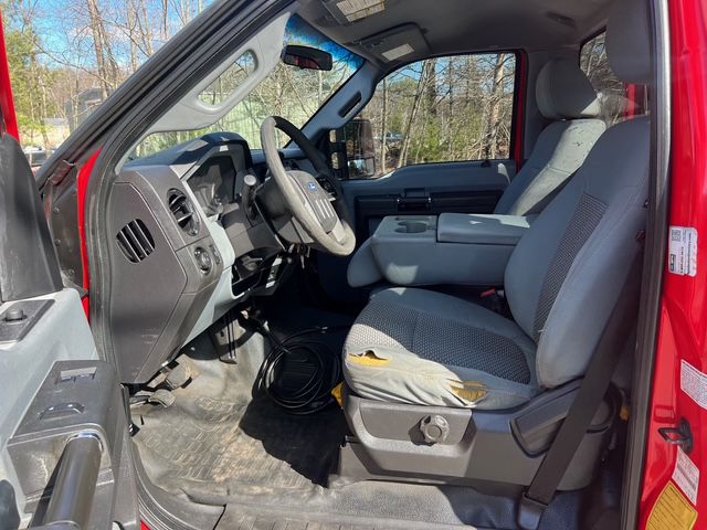 Photo 11 of this FORD F450
