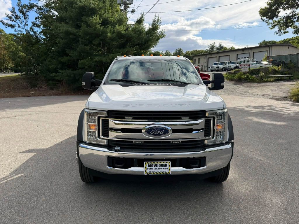 Photo 5 of this FORD F450