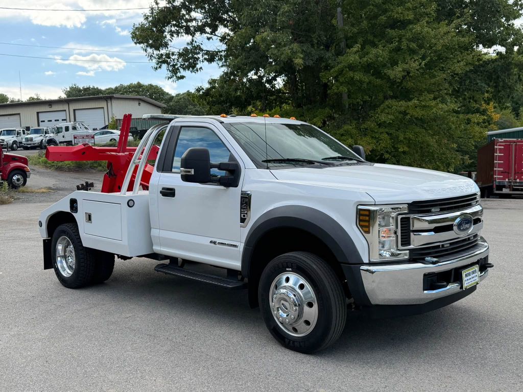 Photo 6 of this FORD F450