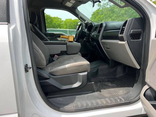 Photo 10 of this FORD F450