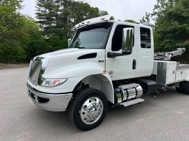 Photo 6 of this INTERNATIONAL MV607