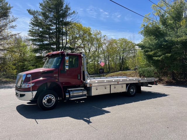 Photo 2 of this INTERNATIONAL MV607