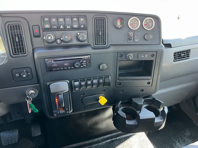 Photo 19 of this INTERNATIONAL MV607
