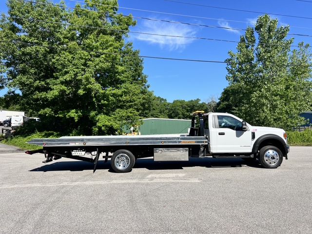 Photo 9 of this FORD F550
