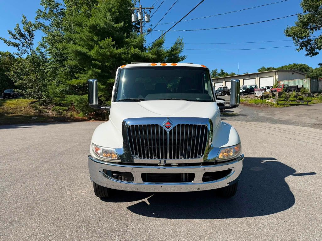 Photo 7 of this INTERNATIONAL MV607