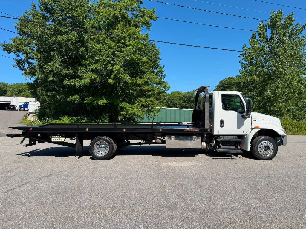 Photo 10 of this INTERNATIONAL MV607