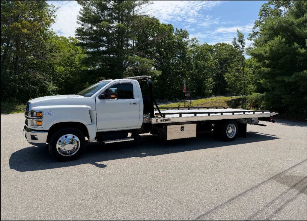 Photo 2 of this CHEVROLET 6500