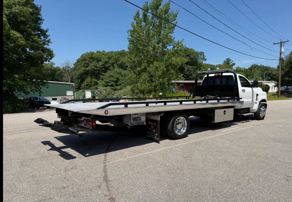 Photo 13 of this CHEVROLET 6500