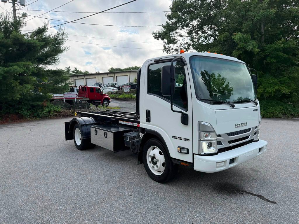 Photo 8 of this ISUZU NPR