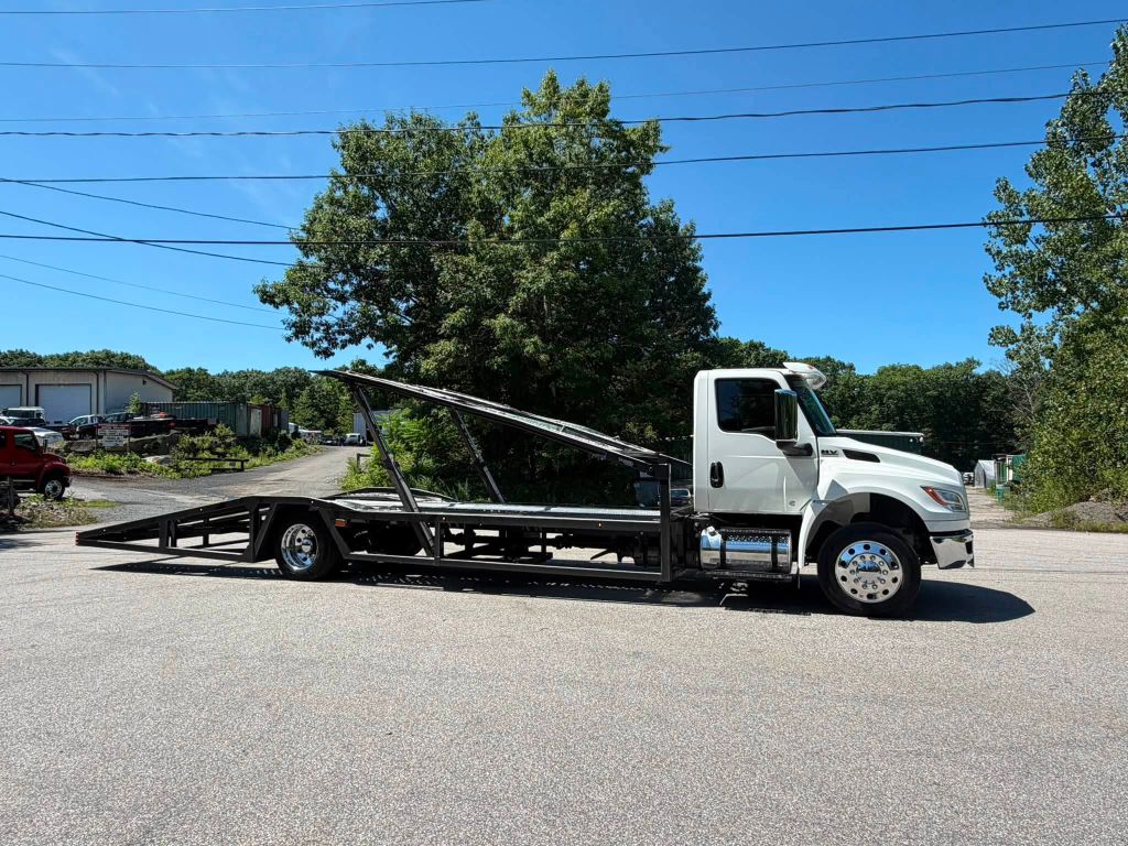 Photo 10 of this INTERNATIONAL MV607
