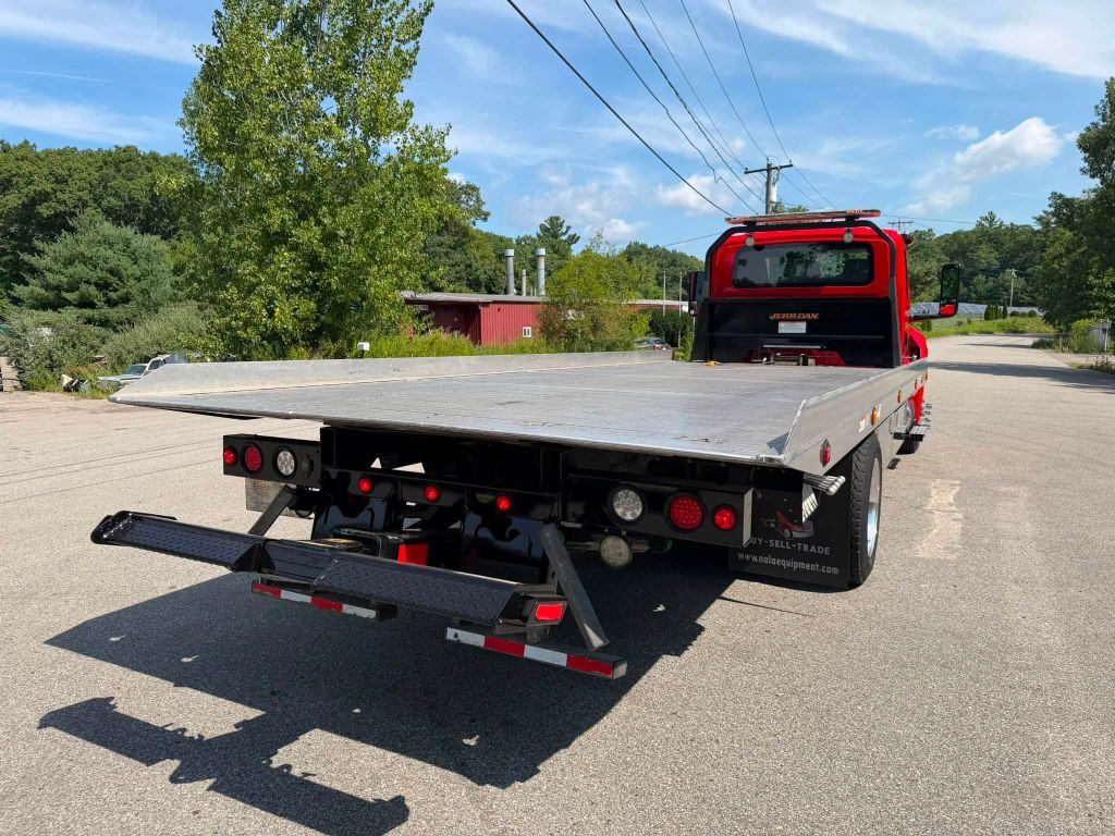 Photo 12 of this INTERNATIONAL MV607