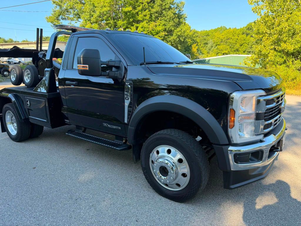 Photo 17 of this FORD F450