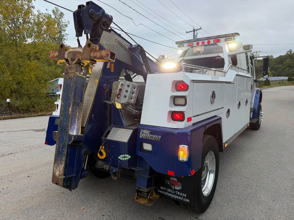 Photo 12 of this FREIGHTLINER M2