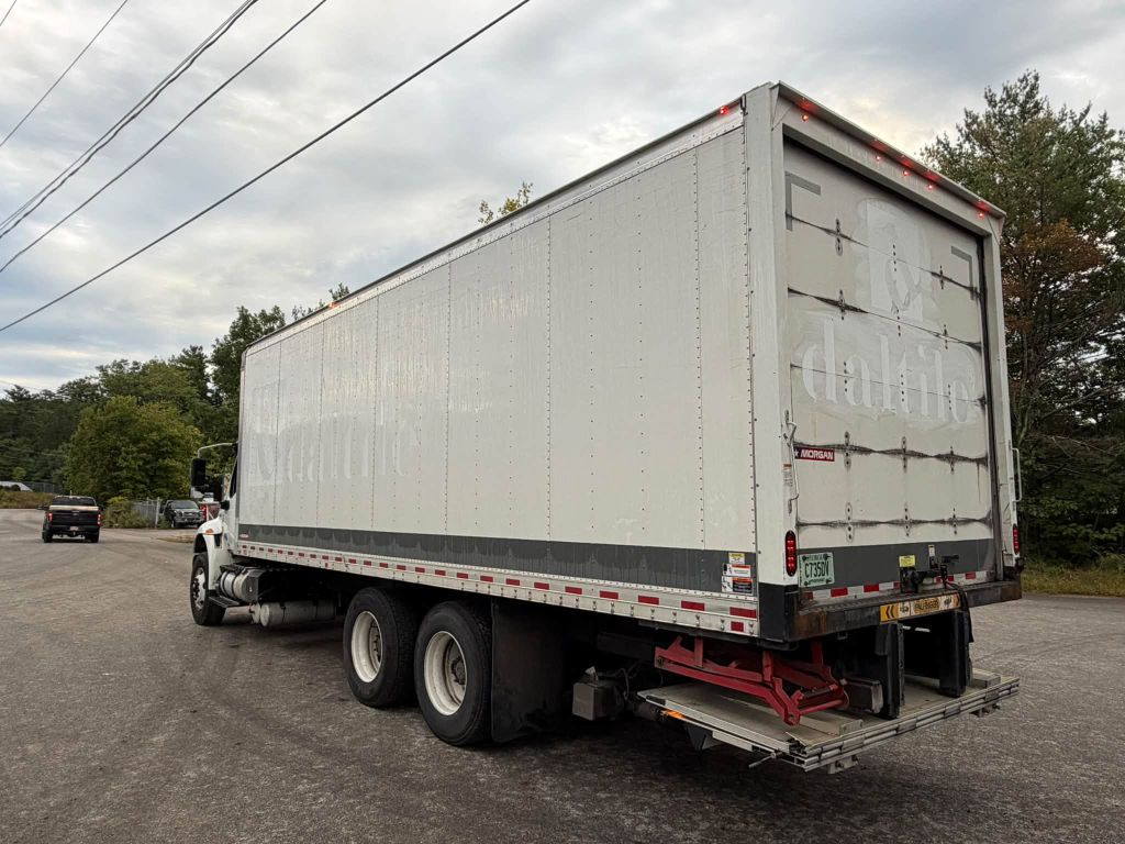 Photo 6 of this INTERNATIONAL MV607