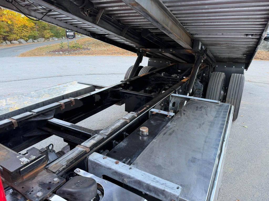 Photo 20 of this KENWORTH T270
