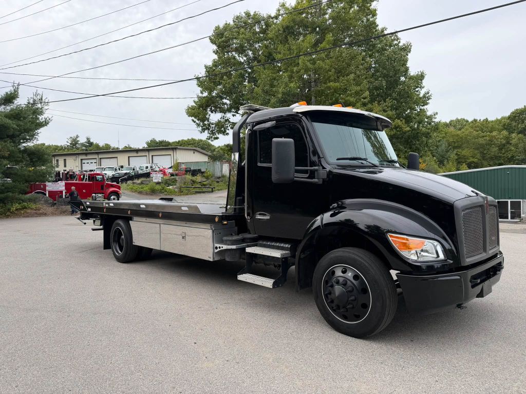 Photo 9 of this KENWORTH T280