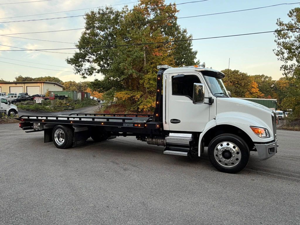 Photo 10 of this KENWORTH T280