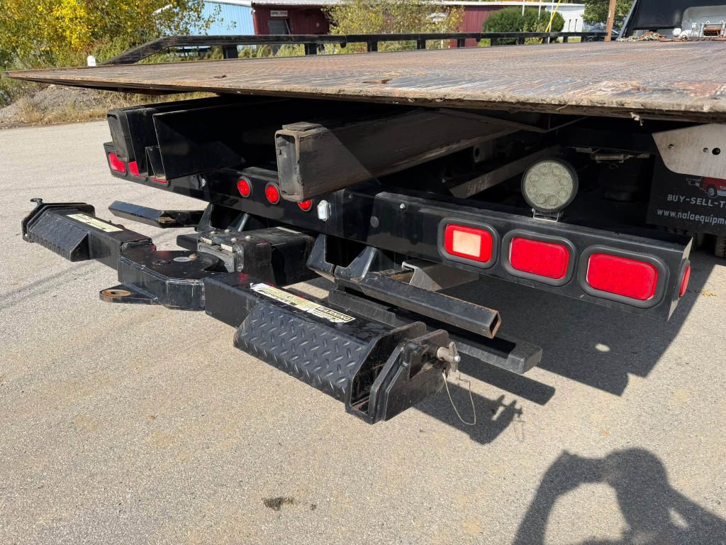 Photo 11 of this INTERNATIONAL 8500