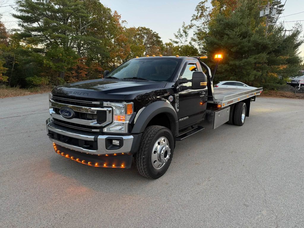 2021 FORD F600