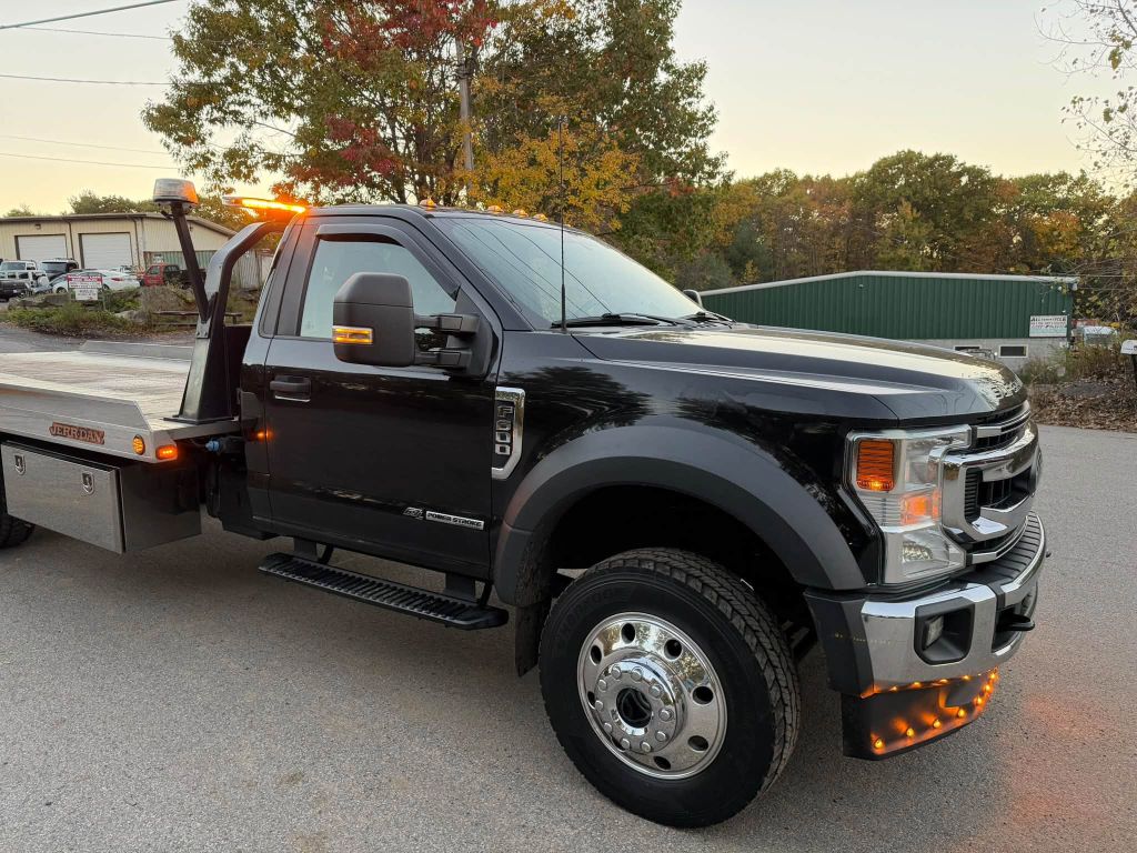 Photo 12 of this FORD F600